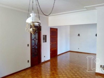 Apartamento à venda com 153m², 3 quartos, 1 suíte, 1 vaga no bairro Centro Histórico em Porto Alegre - Foto 4