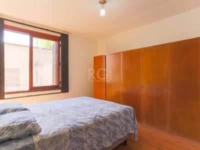 Apartamento à venda com 95m², 2 quartos, 1 suíte no bairro Santana em Porto Alegre - Foto 10