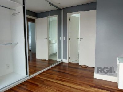 Apartamento à venda com 75m², 3 quartos, 1 suíte, 2 vagas no bairro Tristeza em Porto Alegre - Foto 15