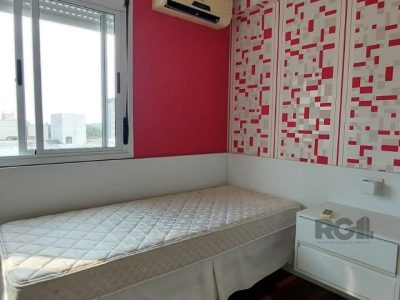 Apartamento à venda com 75m², 3 quartos, 1 suíte, 2 vagas no bairro Tristeza em Porto Alegre - Foto 11