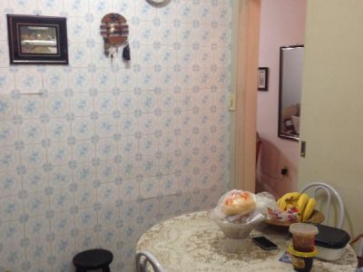 Apartamento à venda com 84m², 3 quartos, 1 vaga no bairro Floresta em Porto Alegre - Foto 5