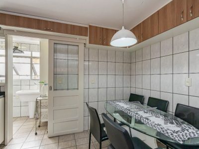 Cobertura à venda com 191m², 3 quartos, 1 suíte, 1 vaga no bairro Centro Histórico em Porto Alegre - Foto 26