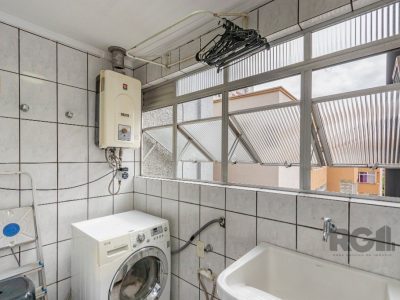 Cobertura à venda com 191m², 3 quartos, 1 suíte, 1 vaga no bairro Centro Histórico em Porto Alegre - Foto 31