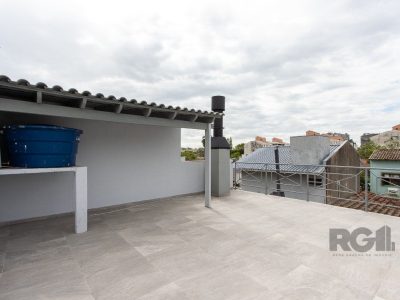 Casa à venda com 250m², 3 quartos, 1 suíte, 5 vagas no bairro Tristeza em Porto Alegre - Foto 66