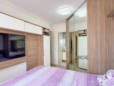 Apartamento à venda com 66m², 3 quartos, 1 suíte, 1 vaga no bairro Partenon em Porto Alegre - Foto 17