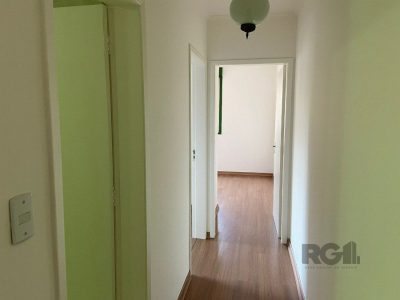 Apartamento à venda com 63m², 2 quartos no bairro São João em Porto Alegre - Foto 2