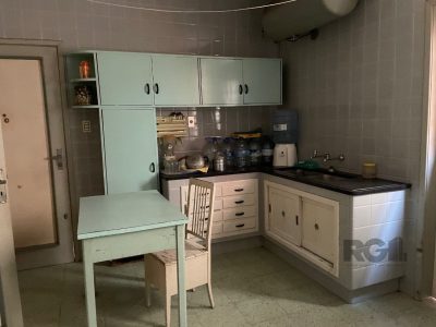 Apartamento à venda com 154m², 3 quartos, 1 suíte, 1 vaga no bairro Menino Deus em Porto Alegre - Foto 6