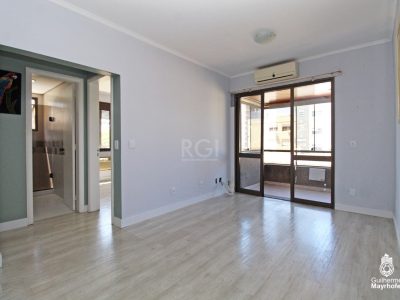 Apartamento à venda com 76m², 2 quartos, 1 suíte, 2 vagas no bairro Menino Deus em Porto Alegre - Foto 7