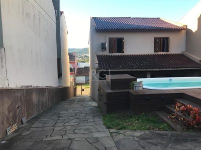 Casa à venda com 300m², 3 quartos, 1 suíte, 4 vagas no bairro Ipanema em Porto Alegre - Foto 30