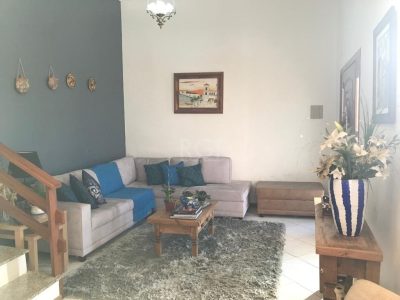 Casa à venda com 300m², 3 quartos, 1 suíte, 4 vagas no bairro Ipanema em Porto Alegre - Foto 3