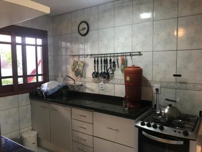 Casa à venda com 300m², 3 quartos, 1 suíte, 4 vagas no bairro Ipanema em Porto Alegre - Foto 12