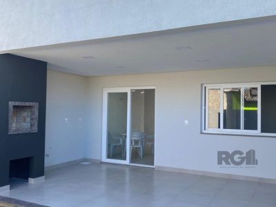 Casa à venda com 92m², 2 quartos, 1 suíte, 2 vagas no bairro Jardim Beira Mar em Capão da Canoa - Foto 3