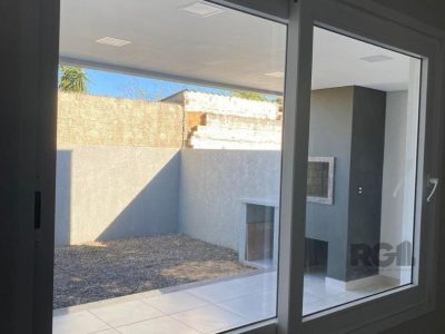 Casa à venda com 92m², 2 quartos, 1 suíte, 2 vagas no bairro Jardim Beira Mar em Capão da Canoa - Foto 12