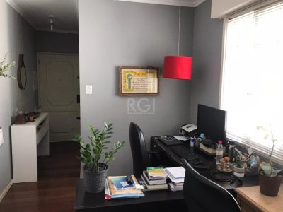 Cobertura à venda com 140m², 3 quartos, 1 suíte no bairro Santana em Porto Alegre - Foto 3