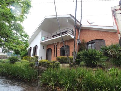 Casa à venda com 406m², 6 quartos, 6 suítes, 2 vagas no bairro Chácara das Pedras em Porto Alegre - Foto 3