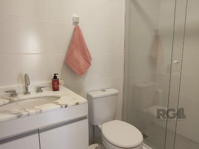 Apartamento à venda com 61m², 2 quartos, 1 suíte, 1 vaga no bairro Azenha em Porto Alegre - Foto 14