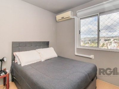 Apartamento à venda com 75m², 3 quartos, 1 suíte, 1 vaga no bairro Santana em Porto Alegre - Foto 11