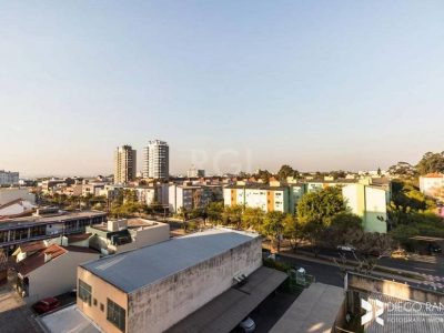 Cobertura à venda com 264m², 3 quartos, 1 suíte, 3 vagas no bairro Jardim Itu em Porto Alegre - Foto 9