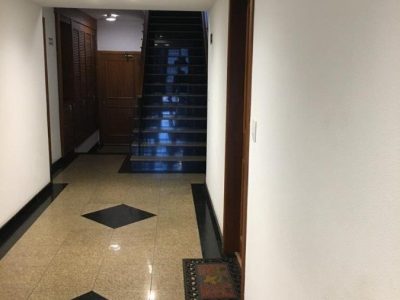 Apartamento à venda com 83m², 3 quartos, 1 suíte, 1 vaga no bairro Menino Deus em Porto Alegre - Foto 10