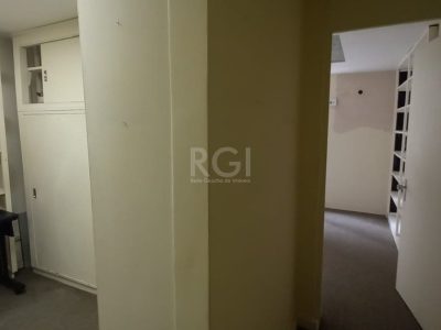 Conjunto/Sala à venda com 82m² no bairro Centro Histórico em Porto Alegre - Foto 12