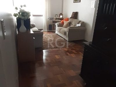 Apartamento à venda com 75m², 3 quartos no bairro Vila Ipiranga em Porto Alegre - Foto 2