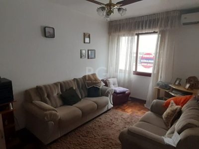 Apartamento à venda com 75m², 3 quartos no bairro Vila Ipiranga em Porto Alegre - Foto 4