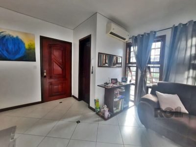 Casa Condominio à venda com 141m², 3 quartos, 1 suíte, 2 vagas no bairro Tristeza em Porto Alegre - Foto 33