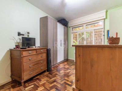 Apartamento à venda com 104m², 3 quartos, 1 suíte no bairro Moinhos de Vento em Porto Alegre - Foto 9