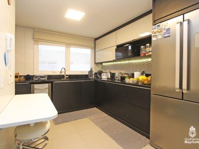 Apartamento à venda com 158m², 4 quartos, 4 suítes, 2 vagas no bairro Menino Deus em Porto Alegre - Foto 35