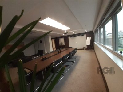 Conjunto/Sala à venda com 41m² no bairro Menino Deus em Porto Alegre - Foto 10