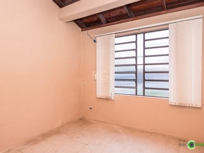 Casa à venda com 307m², 4 quartos, 2 suítes, 3 vagas no bairro Higienópolis em Porto Alegre - Foto 17