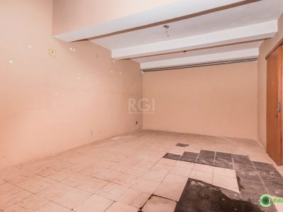 Casa à venda com 307m², 4 quartos, 2 suítes, 3 vagas no bairro Higienópolis em Porto Alegre - Foto 20