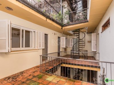 Casa à venda com 307m², 4 quartos, 2 suítes, 3 vagas no bairro Higienópolis em Porto Alegre - Foto 48