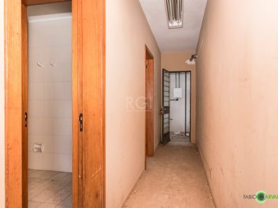 Casa à venda com 307m², 4 quartos, 2 suítes, 3 vagas no bairro Higienópolis em Porto Alegre - Foto 64