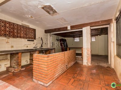 Casa à venda com 307m², 4 quartos, 2 suítes, 3 vagas no bairro Higienópolis em Porto Alegre - Foto 81