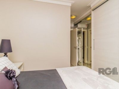 Apartamento à venda com 105m², 3 quartos, 1 suíte, 3 vagas no bairro Três Figueiras em Porto Alegre - Foto 22