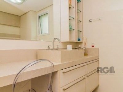 Apartamento à venda com 105m², 3 quartos, 1 suíte, 3 vagas no bairro Três Figueiras em Porto Alegre - Foto 24