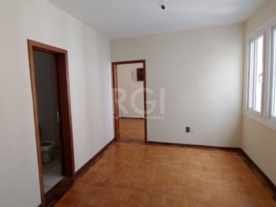 Apartamento à venda com 143m², 2 quartos, 1 suíte, 1 vaga no bairro São João em Porto Alegre - Foto 4