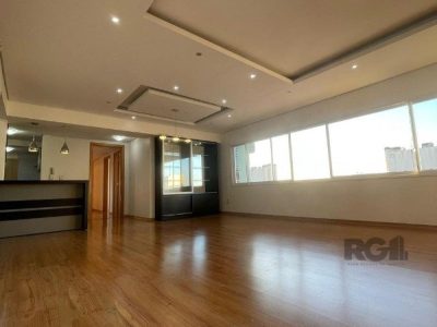 Apartamento à venda com 120m², 3 quartos, 1 suíte, 2 vagas no bairro Passo d'Areia em Porto Alegre - Foto 4