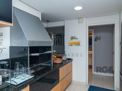 Apartamento à venda com 104m², 3 quartos, 1 suíte, 2 vagas no bairro Bela Vista em Porto Alegre - Foto 8