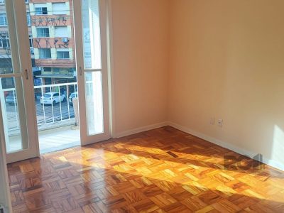 Apartamento à venda com 80m², 2 quartos, 1 vaga no bairro Centro Histórico em Porto Alegre - Foto 5