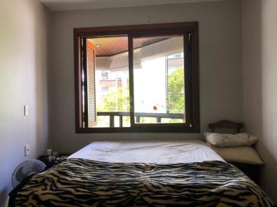 Cobertura à venda com 218m², 2 quartos, 1 suíte, 2 vagas no bairro Menino Deus em Porto Alegre - Foto 11