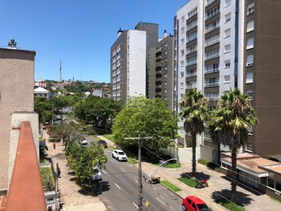 Cobertura à venda com 218m², 2 quartos, 1 suíte, 2 vagas no bairro Menino Deus em Porto Alegre - Foto 26