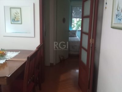 Apartamento à venda com 58m², 2 quartos, 1 vaga no bairro Vila Ipiranga em Porto Alegre - Foto 5