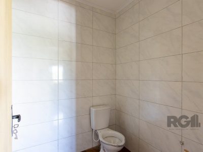 Casa à venda com 100m², 3 quartos, 1 suíte, 4 vagas no bairro Tristeza em Porto Alegre - Foto 13