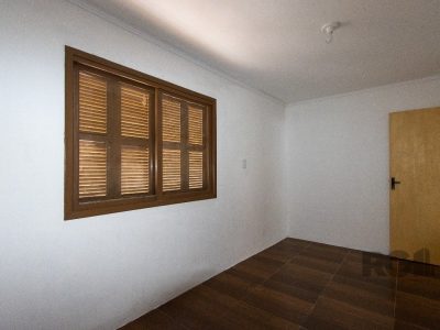 Casa à venda com 100m², 3 quartos, 1 suíte, 4 vagas no bairro Tristeza em Porto Alegre - Foto 21