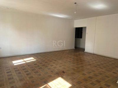 Apartamento à venda com 163m², 4 quartos, 2 suítes no bairro Centro Histórico em Porto Alegre - Foto 2