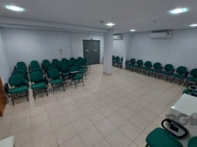 Conjunto/Sala à venda com 34m² no bairro Menino Deus em Porto Alegre - Foto 2