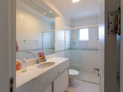 Casa Condominio à venda com 208m², 4 quartos, 1 suíte, 3 vagas no bairro Tristeza em Porto Alegre - Foto 28