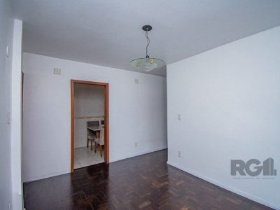 Apartamento à venda com 78m², 3 quartos no bairro Petrópolis em Porto Alegre - Foto 2